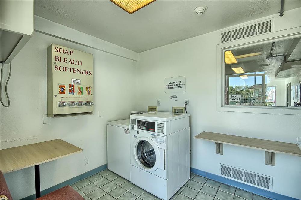 Rodeway Inn Columbus Faciliteter billede